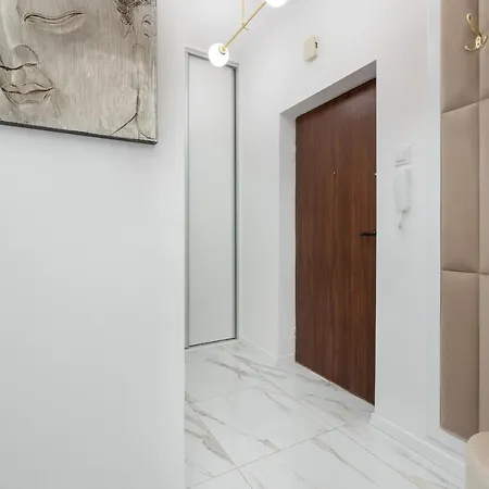 Beautiful One Bedroom Zamkowa By Rent Like Apartment *